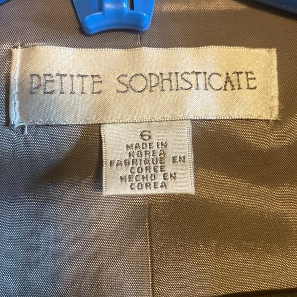 Casual Corner Taupe Suit Size 6 - Picture 3 of 12